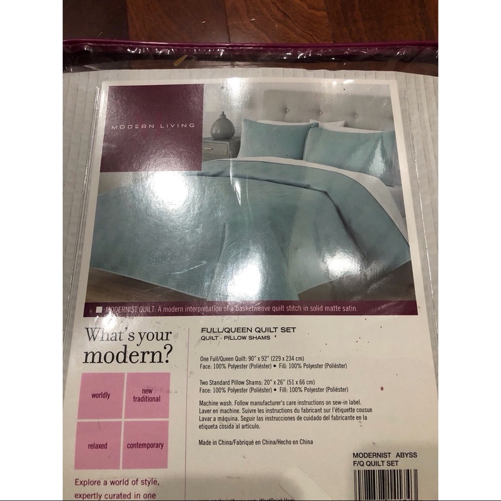 modern living full/queen quilt set
